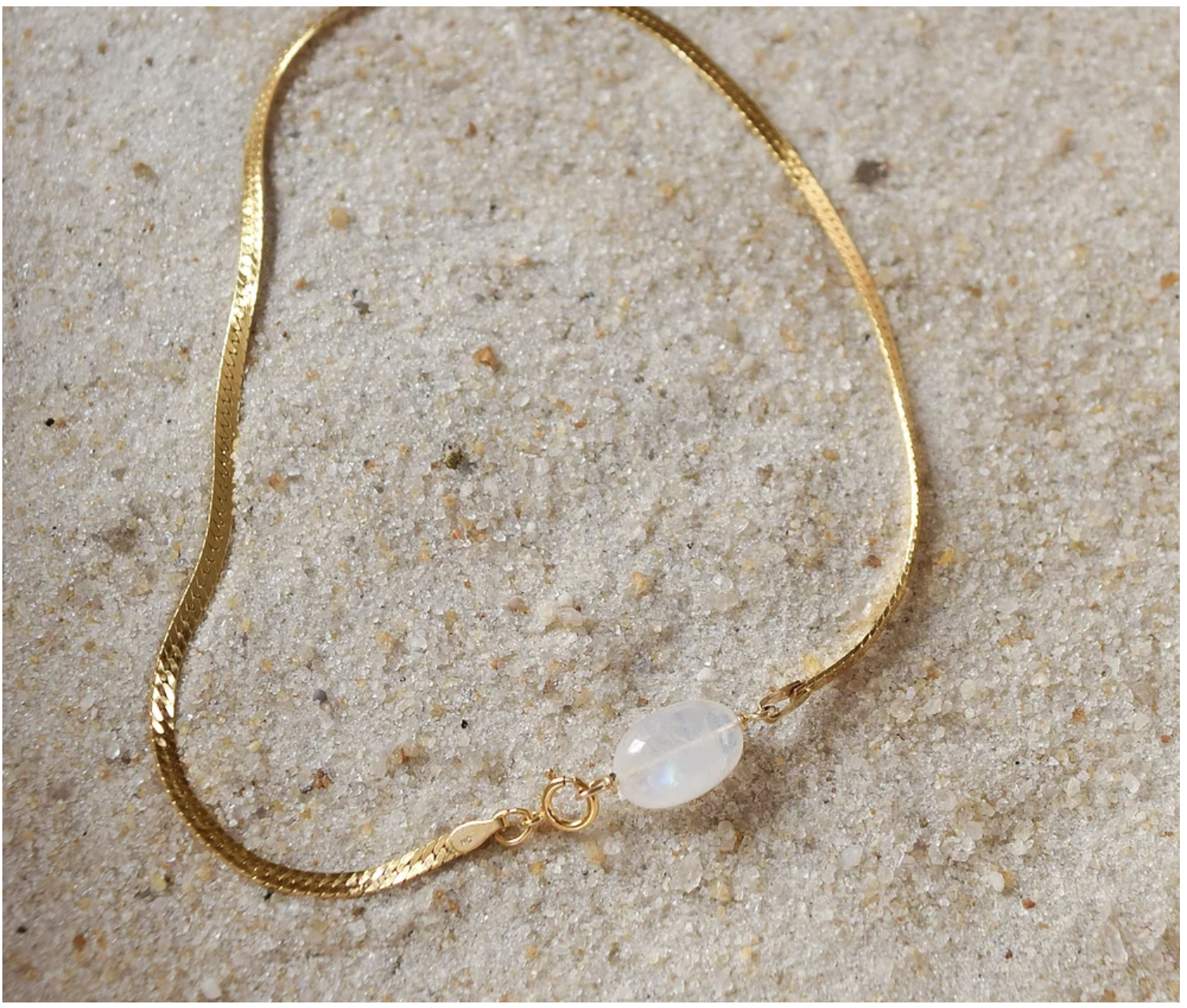 ATLAS NECKLACE